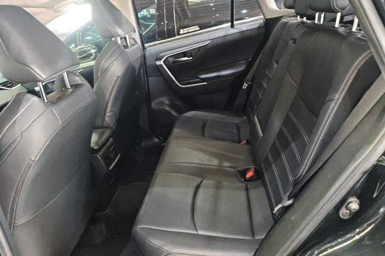 Used Toyota Wildlander 2021 Dual-Engine 2.5L E-CVT Two-Wheel Drive Luxury Edition