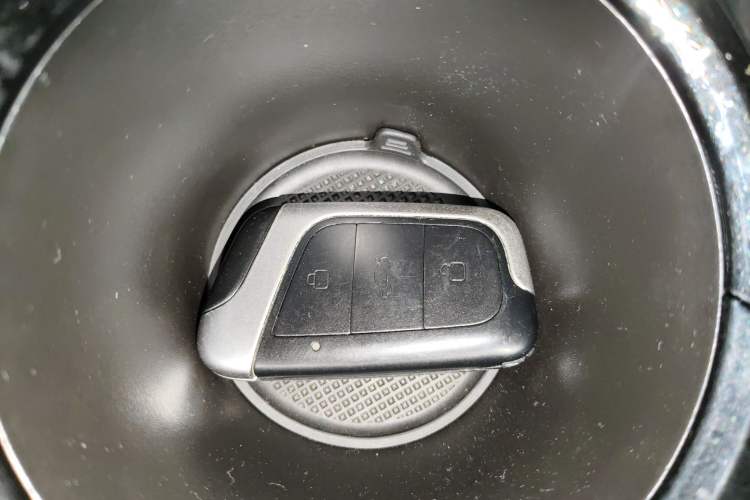 Used Chery Little Ant 2022 Restyled Version Sweet Pink Edition Half-Sugar Version 30.6 kWh 30 kW 301 km
