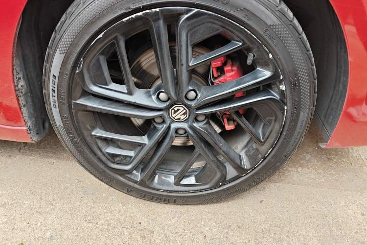 Used MG 6 2020 1.5T Automatic Trophy Luxury Edition Right Front Wheel Hub