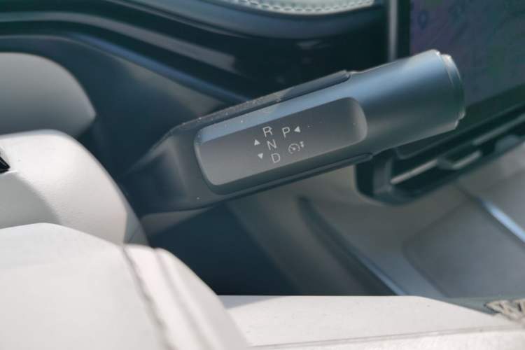 Used Hyptec HT 2023 670 Rear-Drive Ultra-High-Voltage NDA Version