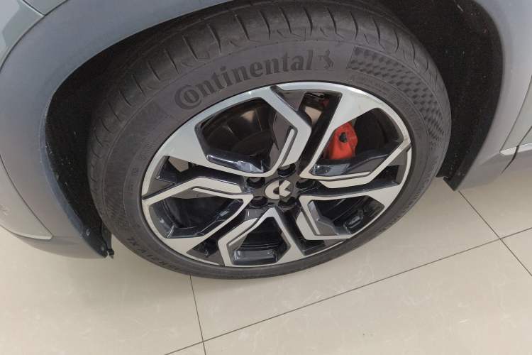 Used Nio ES8 2020 580 km Range Signature Edition Six-Seater Version
