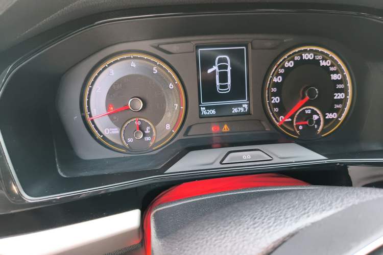 Used Volkswagen Lavida 2018 1.5L Automatic Comfort Edition China V Standard Odometer Close Up