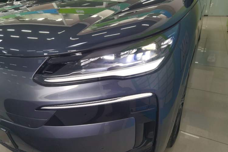 Used Denza N9 2025 Flagship Model
