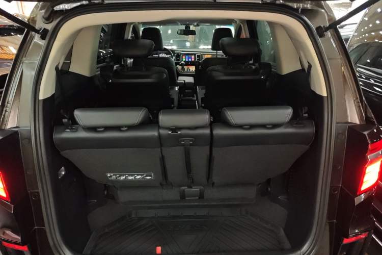 Used Honda Elysion 2016 2.4L Luxury Edition Trunk