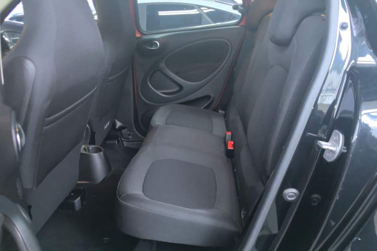 Used smart forfour 2018 1.0L 52kW Passion Edition
