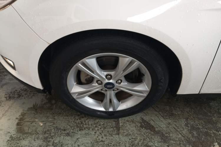 Used Ford Focus 2017 Hatchback 1.6L Automatic Comfort Plus SmartDrive Edition
