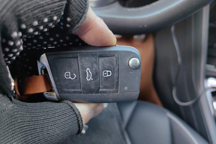 Used Volkswagen Tiguan L 2024 330TSI Automatic Two-Wheel Drive R-Line Enhanced Edition
