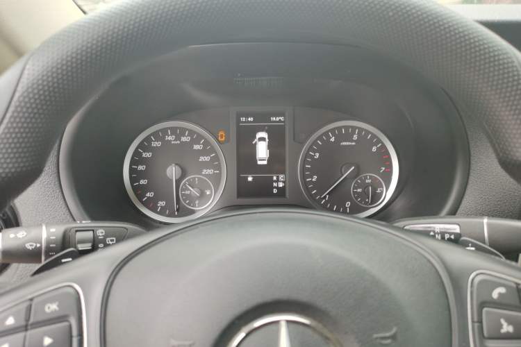 Used Mercedes-Benz Vito 2021 2.0T Elite Version 7 Seats Instrument Cluster