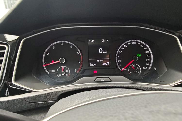 Used Volkswagen T-ROC 2018 280TSI DSG Two-Wheel-Drive Comfort Version China V Standard Instrument Cluster