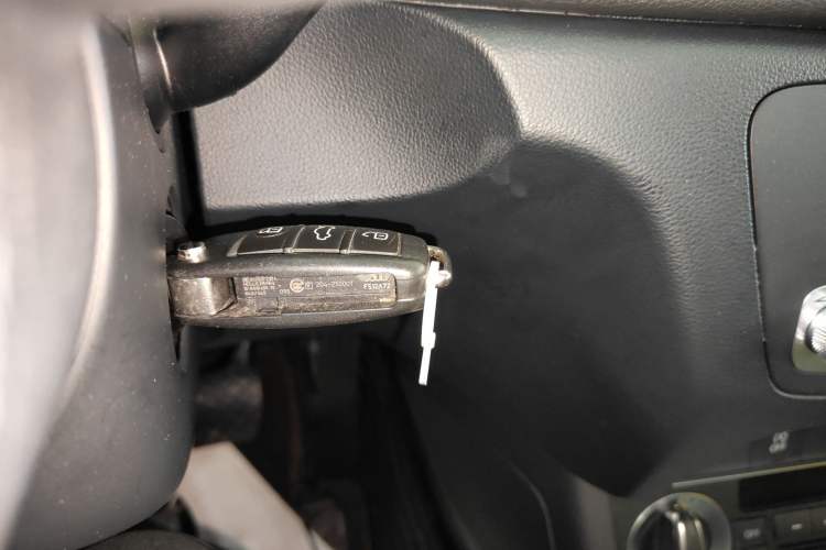 Used Audi Q3 2015 30 TFSI Comfort Model