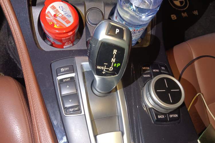 Used BMW 5 Series 2014 520Li Elegant Model
