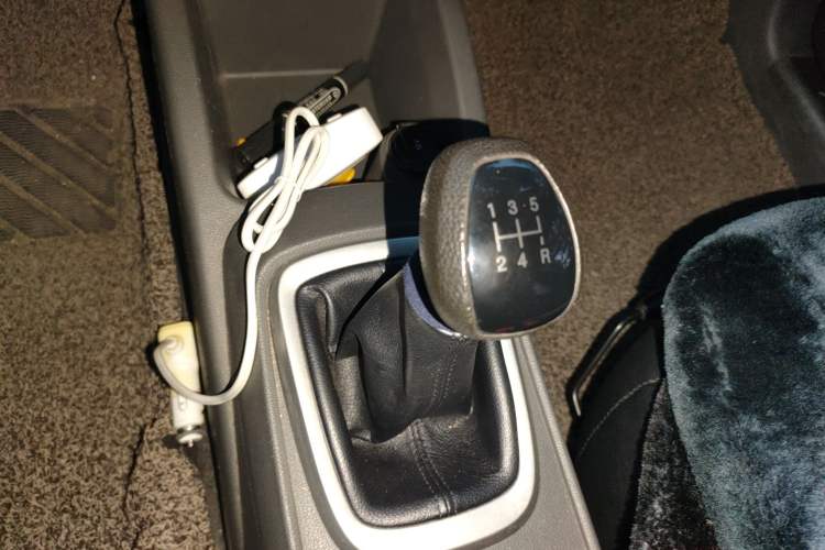 Used Chevrolet Sail 2015 Sail 3 1.5L Manual with Ideal Sunroof Edition