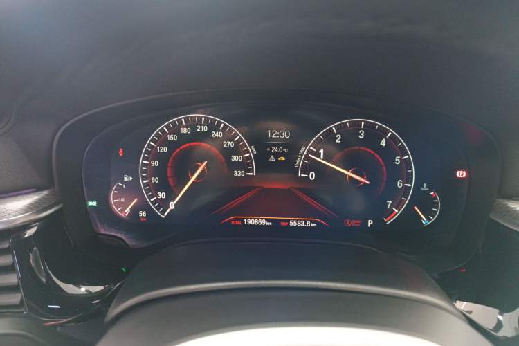 Used BMW 5 Series (Import) 2019 525i M Sport Package
