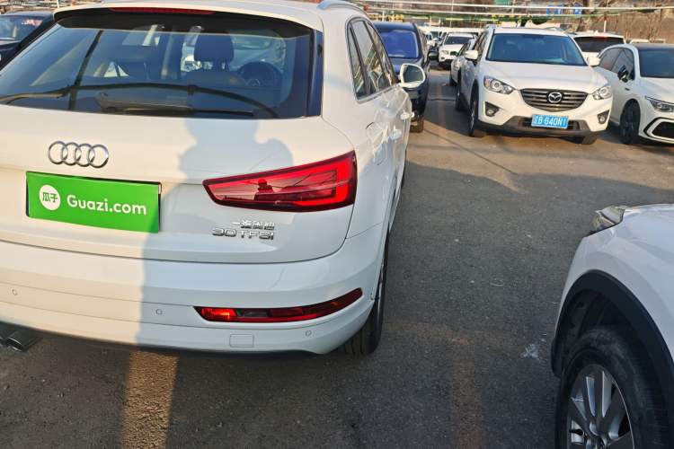 Used Audi Q3 2017 30 TFSI Fashion Model