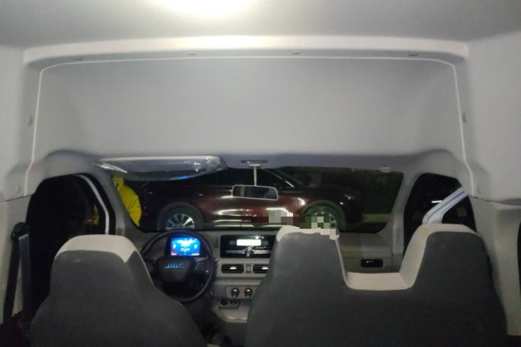 Used JMC E Fushun 2025 Model, Open Window Version, 53.58 kWh, Mid-axle, Mid-roof
