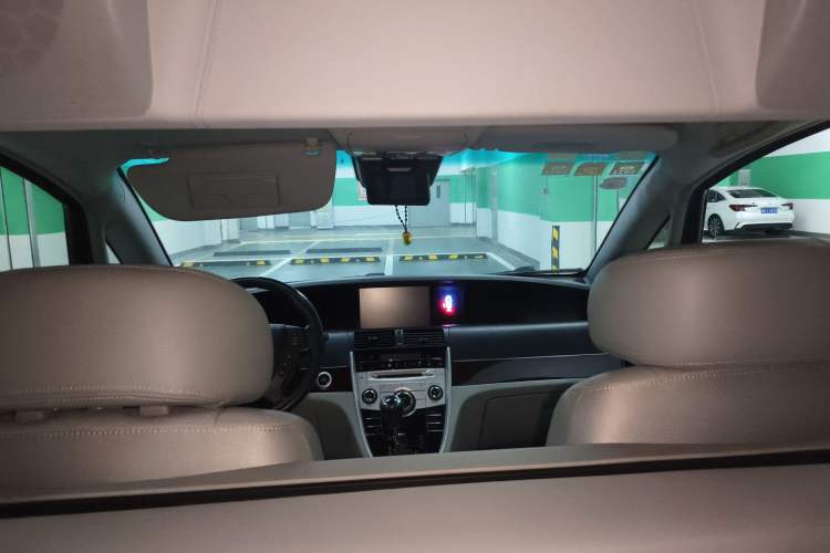 Used Luxgen MASTER CEO 2013 2.2T Executive Edition
