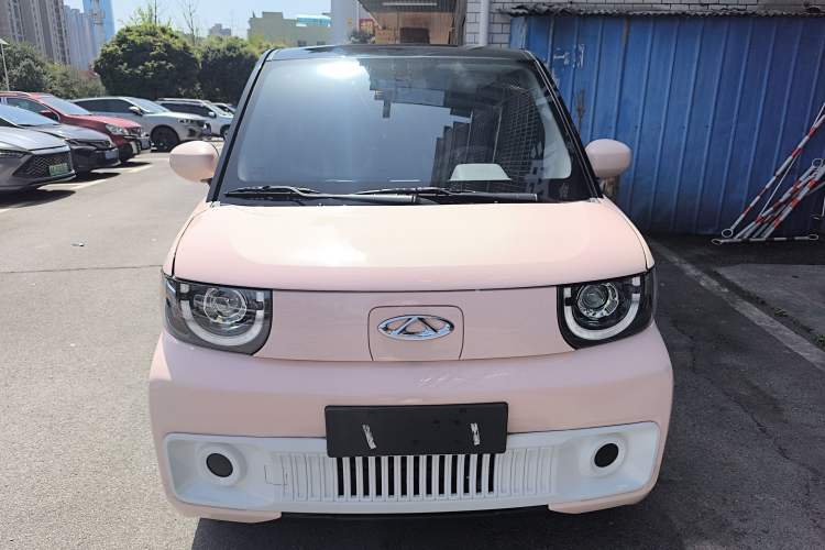 Used Chery QQ Ice Cream 2022 170km Sundae Phosphate Lithium-Ion
