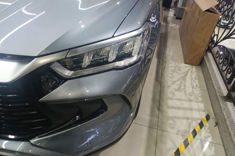 Used BYD Song Pro New Energy 2024 HONOR Edition DM-i 71KM Navigation Model Left Front Headlight