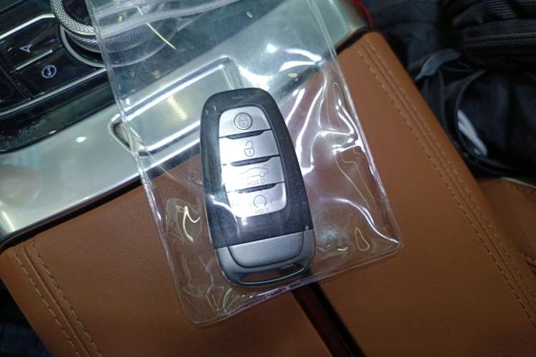 Used Hongqi H9 2020 2.0T Smart Connect Flagship Edition
