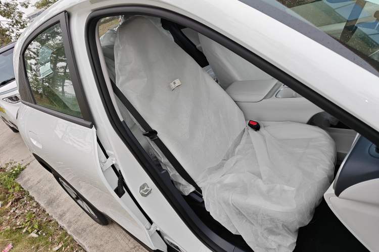 Used Geely Galaxy Geome 2026 Model 310km Youth Edition
