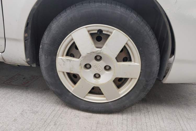 Used BYD F3 2011 1.5L New Platinum Edition Standard Version
