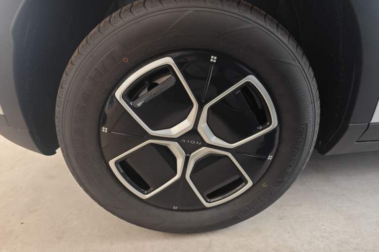 Used AION UT 2025 330 Starlight Edition
