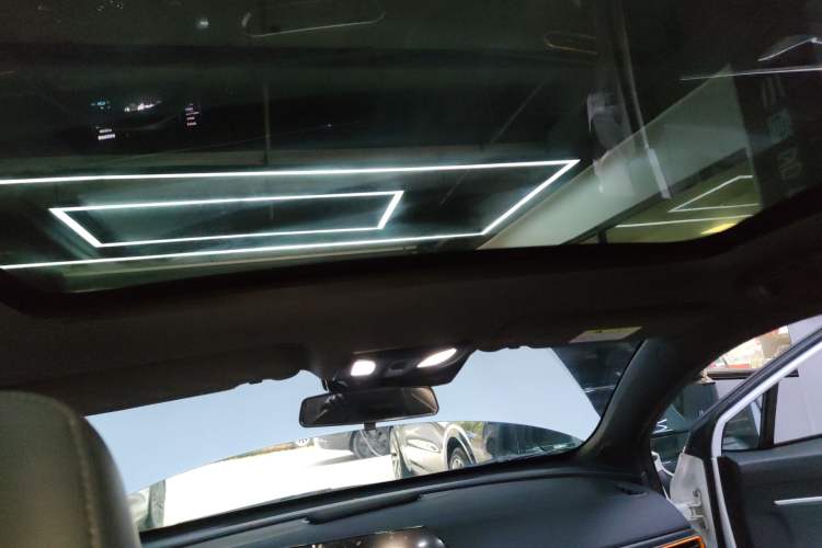 Used CHANGAN UNI-T 2022 1.5T Sport Edition Premium Version Headliner