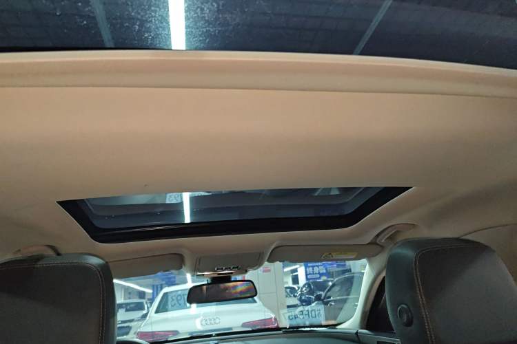 Used Jaguar XEL 2018 2.0T 250 PS Premium Edition