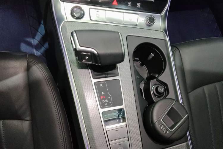 Used Audi A6 2021 allroad quattro Explorer 55 TFSI Prestige Off-Road Model