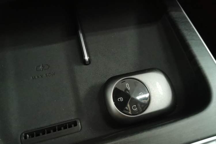 Used Chery Fengyun A8L 2025 1.5 TGDI 145 km Luxury Version