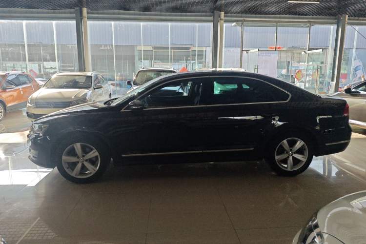 Used Volkswagen Passat 2015 1.8TSI DSG Prestige Edition
