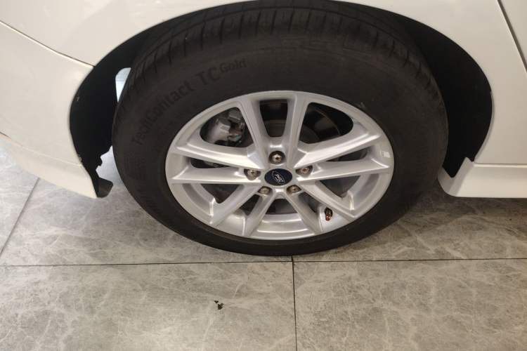 Used Ford Focus 2018 Hatchback Classic EcoBoost 180 Automatic Elite Model
