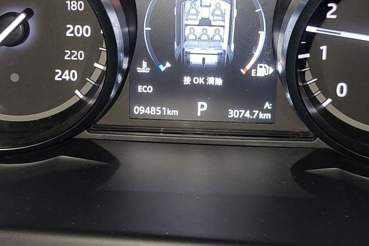 Used Land Rover Discovery Sport 2018 240 PS SE Version