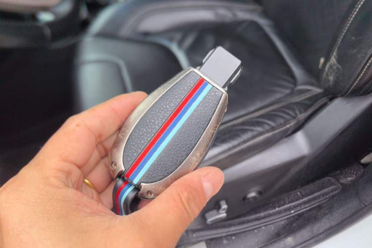 Used Jeep Cherokee 2014 2.4L Urban Edition