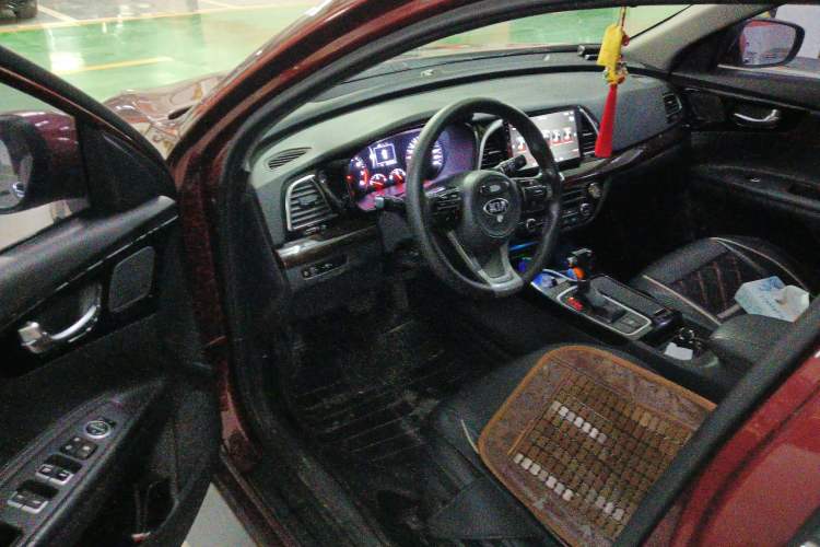 Used Kia K4 2014 1.8L Automatic GLS
