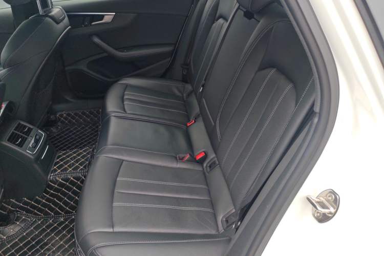 Used Audi A4L 2023 40 TFSI Luxury Dynamic Model