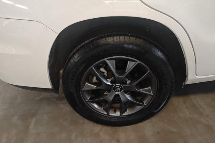 Used BYD Song 2020 Classic Edition 1.5T Automatic Elite Model Exterior 5