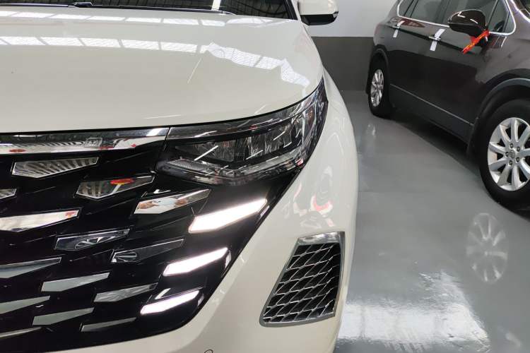 Used Hyundai Custo 2024 270TGDi LUX Prestige Edition Left Front Headlight