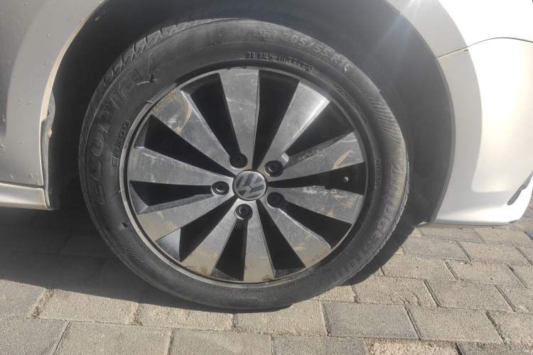 Used Volkswagen Sagitar 2017 1.6L Automatic Comfort Model
