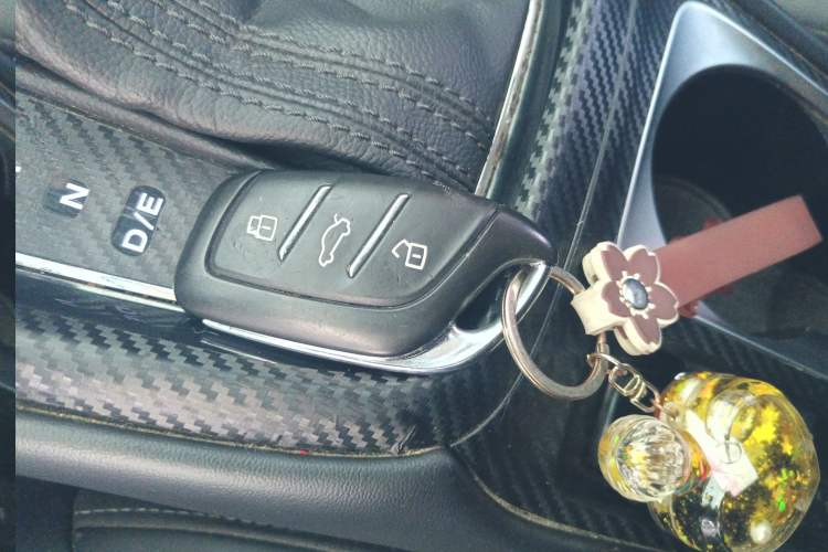 Used Roewe i5 2019 1.5L Automatic 4G Connected Linghao Flagship Edition