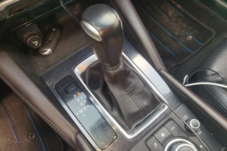 Used Mazda Atenza 2017 2.0L Blue Sky Luxury Edition