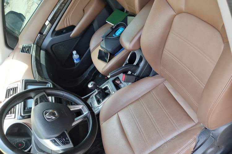 Used BAIC Weiwang S50 2016 1.5T Manual Joyful Luxury Edition Left Front Seat