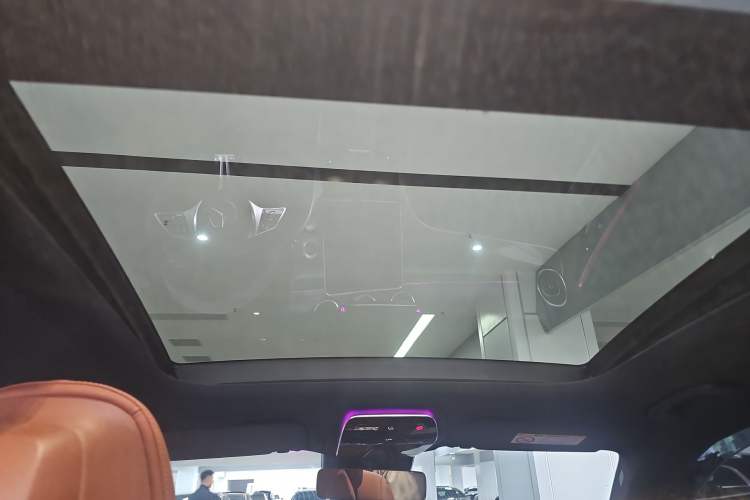 Used Mercedes-Benz GLC 2026 GLC 260 L 4MATIC Classic Edition Headliner