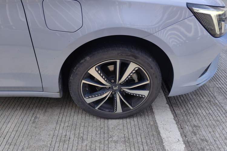 Used Rising ER6 2020 620 km Smart Edition
