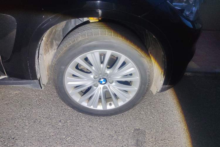 Used BMW X5 2017 xDrive28i
