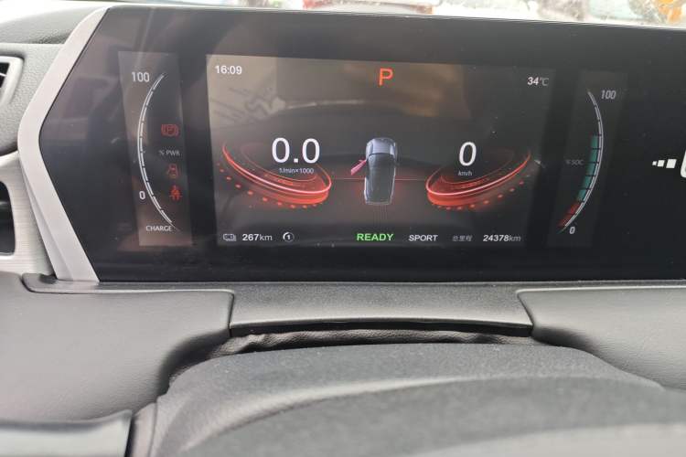 Used NETA U 2022 Zhi 400 Lithium-Nickel-Manganese-Cobalt Energy System
