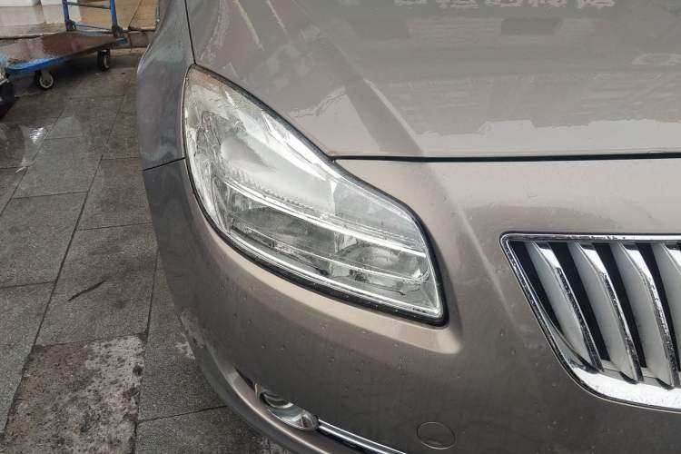 Used Buick Regal 2010 2.0L Expo Edition Right Front Headlight