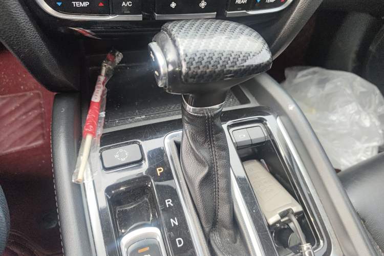 Used GAC Trumpchi GS8 2017 320T Two-Wheel Drive Luxury Smart Connectivity Version (7 Seats)