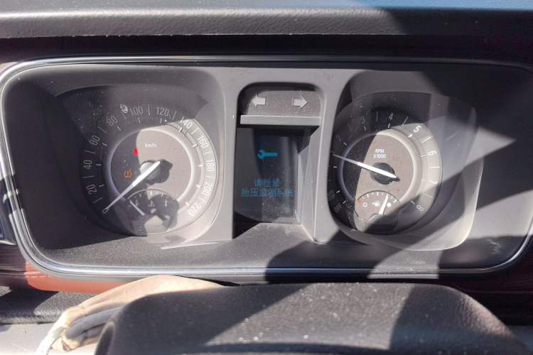 Used Buick GL8 2018 28T Comfort Model China VI Standard