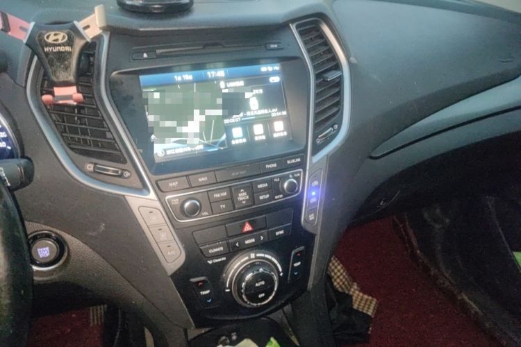 Used Hyundai Santa Fe 2017 2.0T Automatic All-Wheel Drive Smart 7-Seater
